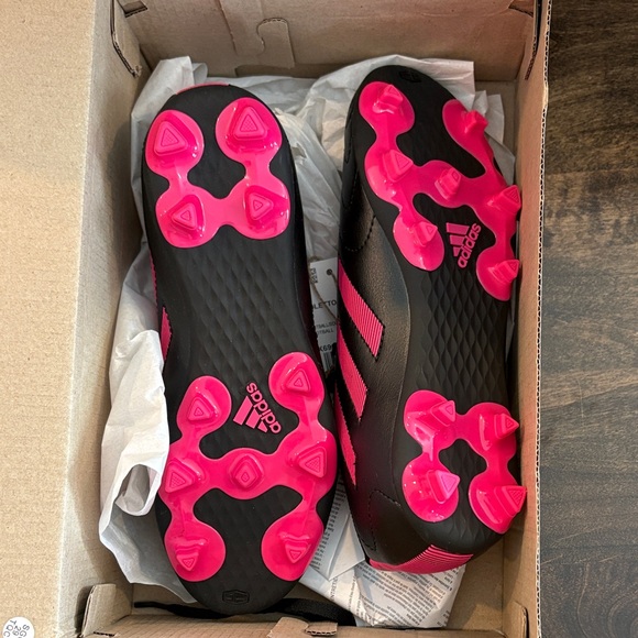 Adidas Goletto Cleats for soccer/football - sz 4 NWT - Picture 2 of 4